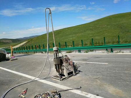 桥西公路地基基础注浆加固